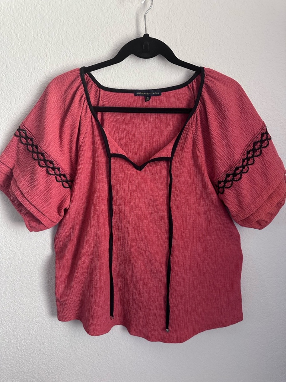 Adrienne Vittadini Coral Pink Tie-Front Puff Sleeve Blouse with Black Trim